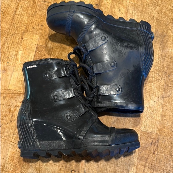 Sorel wedge rain boots - Picture 5 of 6
